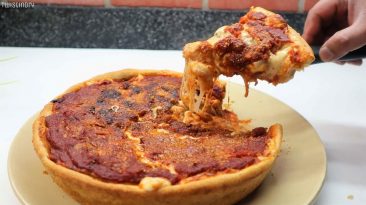 Chicago Style Pizza - Deep Dish Pizza